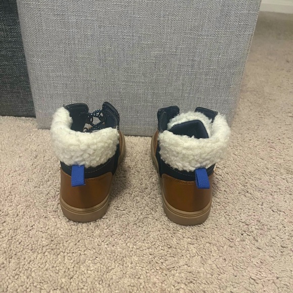 Toddler | Canvas | Sherpa-Trim | High-Top | Sneaker | Boot - Picture 3 of 8